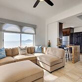 Beachfront Oasis in Cabo w/ Resort Amenities!