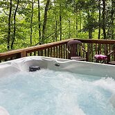 'nature's Retreat' w/ Hot Tub: 7 Mi to Bryson City