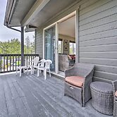 2 Mi to Donner Lake: Walkable Truckee Condo!