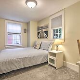 Inviting Salem Apartment Near Waterfront & Museums