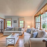 Walk to Beach & Main Street: Hyannis Cottage