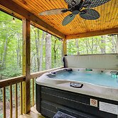 Private Cabin on 2 Acres: Hot Tub, 10 Mi to Boone!