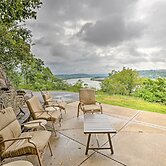 Queen City Sanctuary w/ Views, 3 Mi to Downtown!