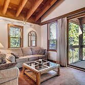 Inviting Ski Getaway < 1 Mile to Northstar Resort!