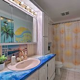 Coastal Edgewater Home w/ Private Hot Tub!