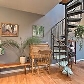 Pet-friendly Townhome w/ Community Hot Tub!