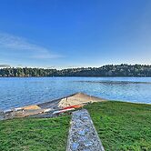 Waterfront Olympia Home w/ Private Beach & Kayaks!
