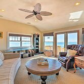 Waterfront Retreat w/ Deck ~ 7 Mi to Boston!