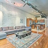 Nulu Art District Loft: Walk to Dtwn Distilleries!