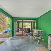 Waterfront Inglis Getaway ~ 5 Mi to the Gulf!