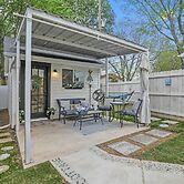 1 Mi to Lewisville Lake Fun: Quaint Cottage!