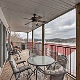 Community Pool & Dock: Lake of the Ozarks Condo!