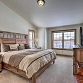 Luxe Rocky Mtn Retreat w/ Hot Tub - By Winter Park