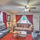 Relaxing Golden Getaway w/ Grill < 1 Mi to Town!