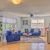 Chic Bungalow: Yard & Fire Pit ~ 2 Mi to Downtown