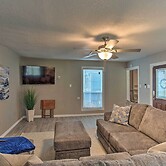 Walk to At&t Stadium: Arlington Home w/ Yard!
