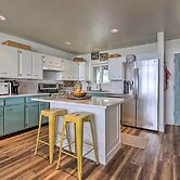 Irish Beach Cottage w/ Beach Access & Ocean Views