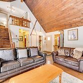 Rustic Intervale Hideaway w/ Deck & Wooded Views!