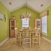 Game Room: Surfside Beach Resort Hideaway!