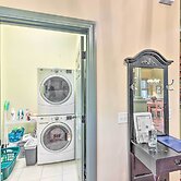 7 Mi to Beach: Bluffton Cottage w/ Furnished Patio