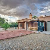 Convenient Las Cruces Home w/ Patio & Grill!