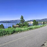 Mtn Views & Hot Tub Access: Lake Dillon Retreat