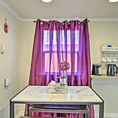 Lovely Tacoma Cottage w/ Fire Pit, Near Dtwn!