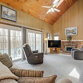 Near Hiking & Skiing: Home in Wilmington!