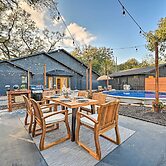 Luxe Brandon Oasis w/ Private Pool & Hot Tub!