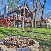 Fire Pit & Boat Slip: Waterfront Grove Getaway