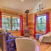 24-0132 Alma Retreat w/ Deck: 17 Mi to Skiing