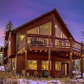 Jefferson Cabin w/ Fire Pit: Near Hiking Trails!