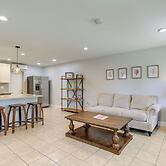 < 3 Mi to Juno Beach: Coastal Townhome w/ Patio!