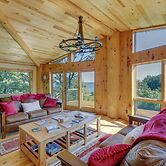 Idyllic Sturgeon Bay Cabin w/ Fire Pit + View