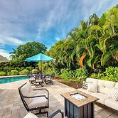 Lush Punta Gorda Escape: Private Pool + Lanai
