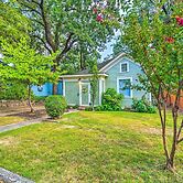 Colorful Cottage w/ Deck ~ 5 Mi to Downtown!