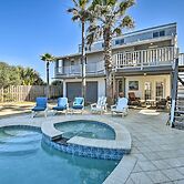 Sunny Florida Home w/ Decks & View, Steps to Beach