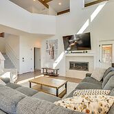 Furnished Deck & Hot Tub: Chic Granby Home!