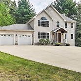 Granby Home w/ Deck < 1/2 Mi to Aldrich Lake!