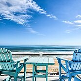 Flagler Beach Oceanfront Haven w/ Hot Tub!