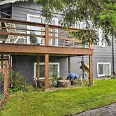 Brookings Vacation Rental Studio - Walk to Town!