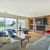 1/2 Mi to Beach: Hyannis Port Gem w/ BBQ & Views