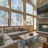 Near Ski Access: Home w/ Hot Tub in Breck!