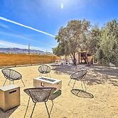 Modern Joshua Tree Bungalow With Fire Pit & Bbq!