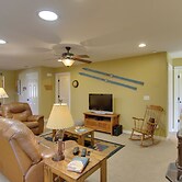 Bozeman Condo w/ Grill ~ 2 Mi to Hot Springs!