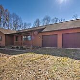 Secluded Marble Falls Family Home w/ Mtn Views!