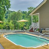 Modern Tims Ford Lake Home w/ Private Dock & Pool!