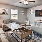 Home: Grassy Yard, Walk to Bentonville Square