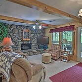 Secluded Edgemont Getaway w/ Huge Outdoor Deck!