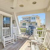Spacious Avalon Beach House - 2 Blocks to Water!